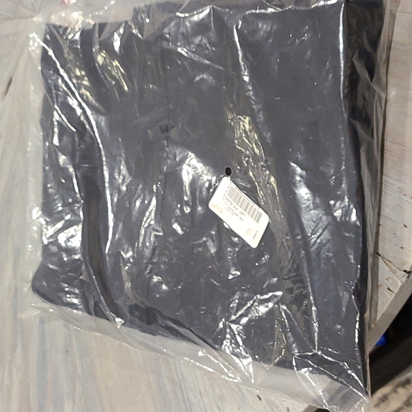 NWT Isaac mizrahi hi rise black super stretch Cuffed trousers - Picture 8 of 8